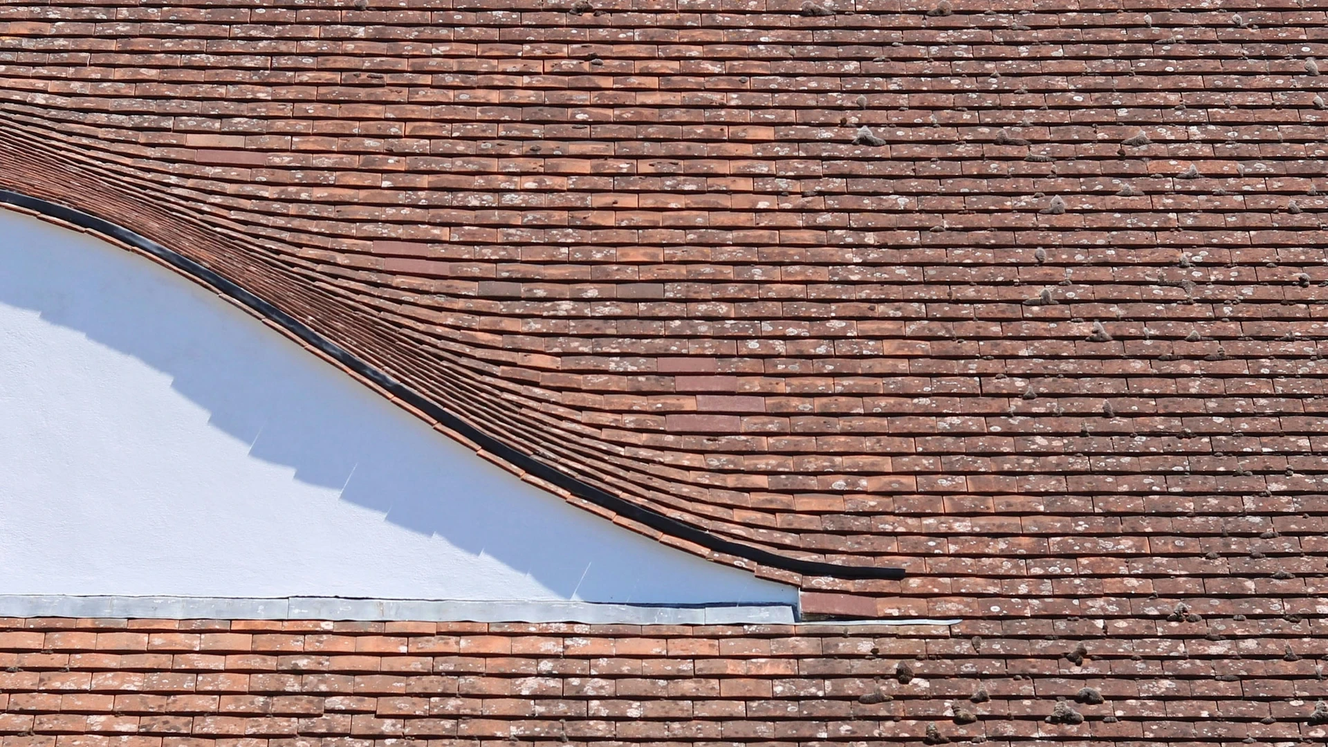 Dachsanierung richtig planen: Was Hauseigentümer wissen sollten