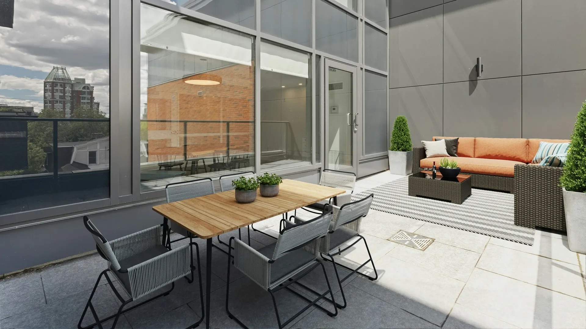 Steinplatten‑Terrasse: robust, stilvoll & nachhaltig
